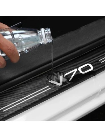 Tröskelmärken skydd till V70  Volvo 4-pack Karbon mönster