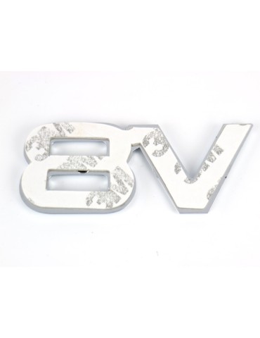Emblem V8 svart metall  7,5cm x 3,2cm